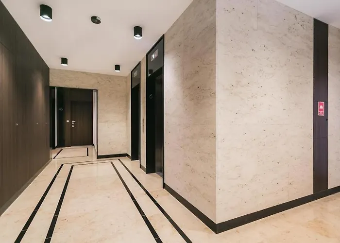 Appartement Golden - Luxury 2-bedroom, Mennica Residence&41 Varsovie