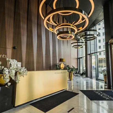 Golden - Luxury 2-bedroom, Mennica Residence&41 דירה *