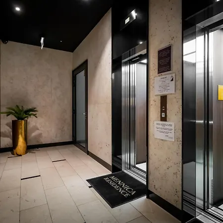 דירה Golden - Luxury 2-bedroom, Mennica Residence&41