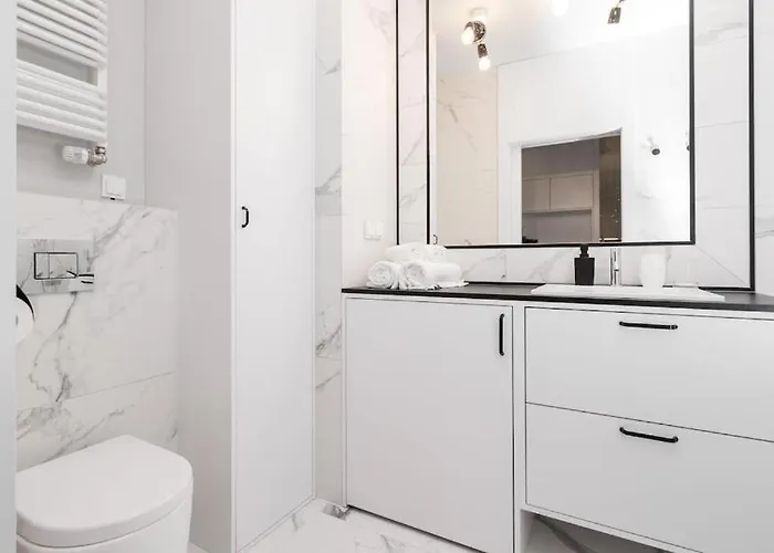 Golden - Luxury 2-bedroom, Mennica Residence&41 Apartmán *