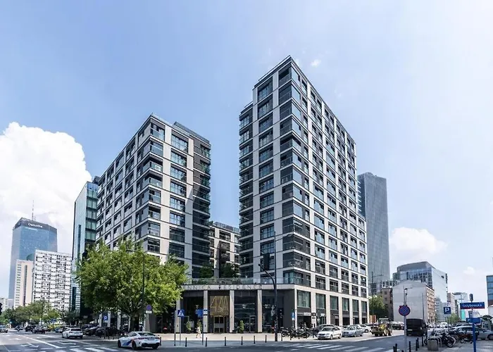 アパート Golden - Luxury 2-bedroom, Mennica Residence&41 ワルシャワ