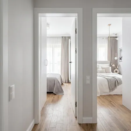 Golden - Luxury 2-bedroom, Mennica Residence&41 *